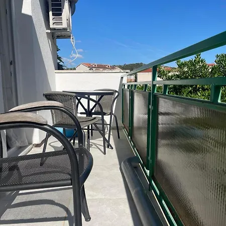 Lägenhet Apartament Pomorski *
